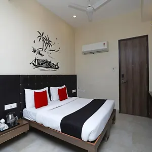 Hotel Jade, Varanasi